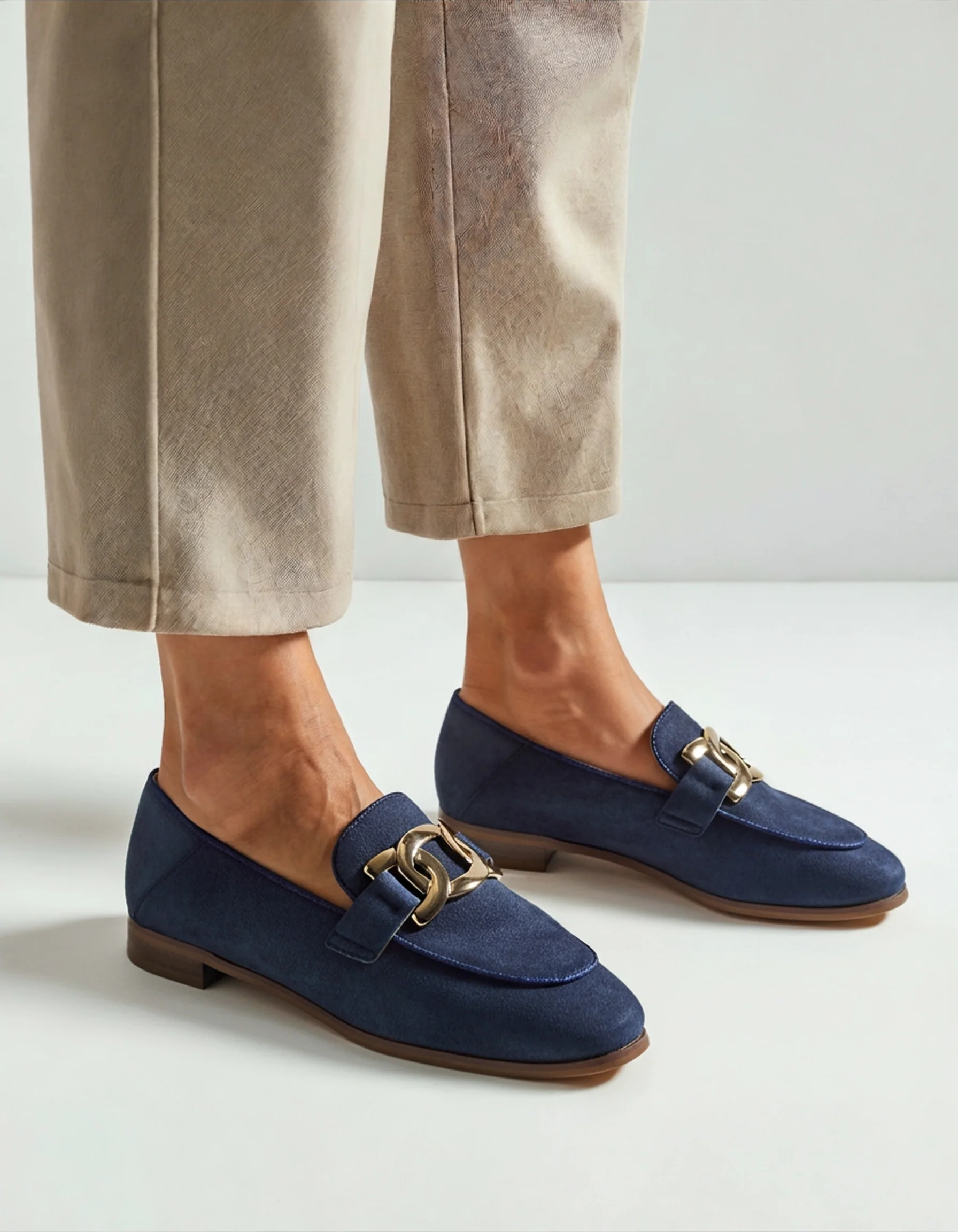 Duchess Loafers Suede - Image 6