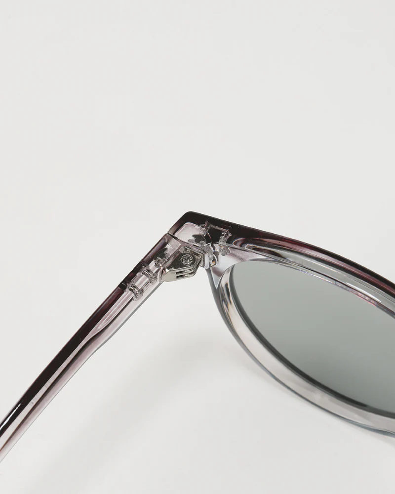 Old Money Sunglasses (Polarised) - Image 5